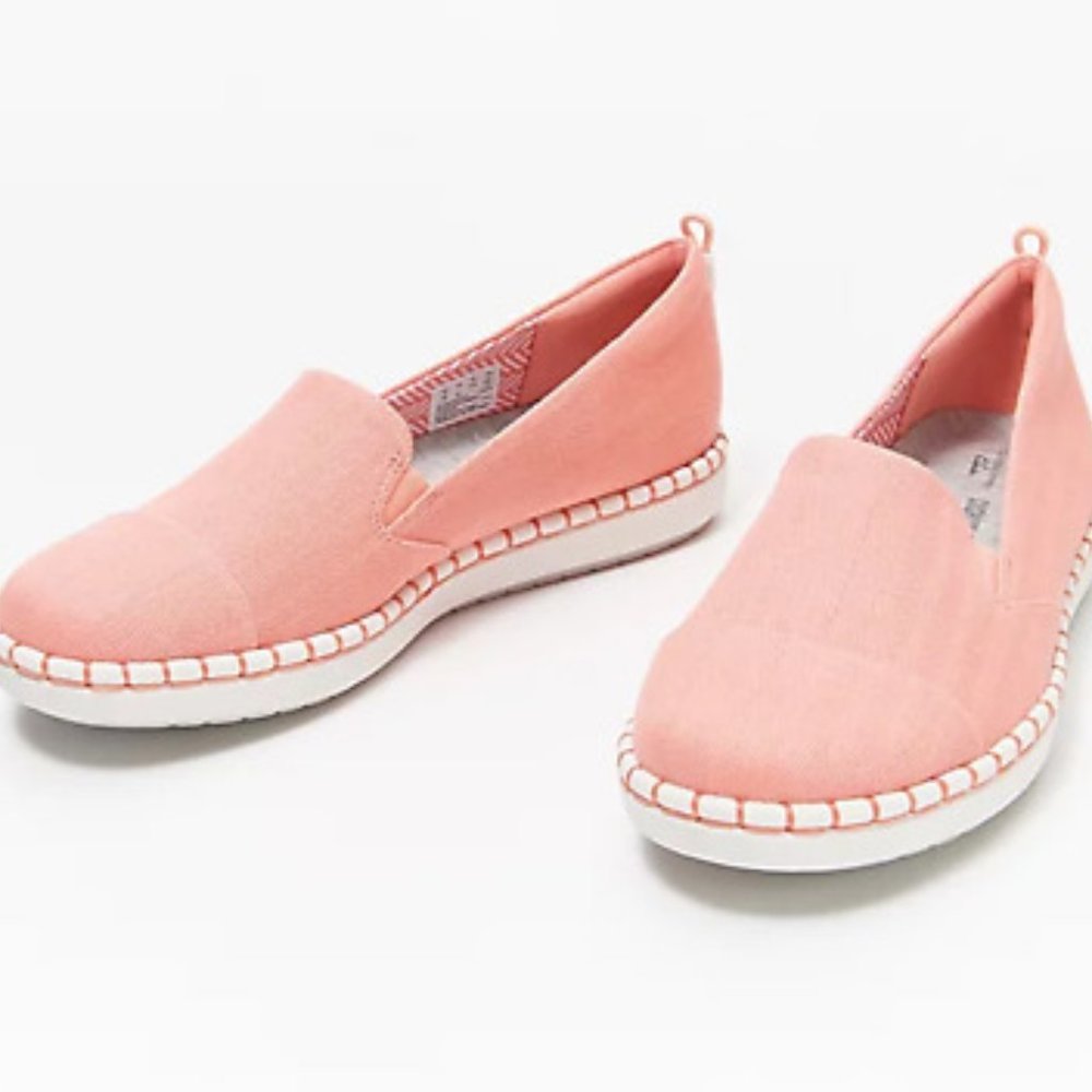 NEW!! Clarks Women’s Step Glow Jade Coral Canvas Loafers Size 8.5W